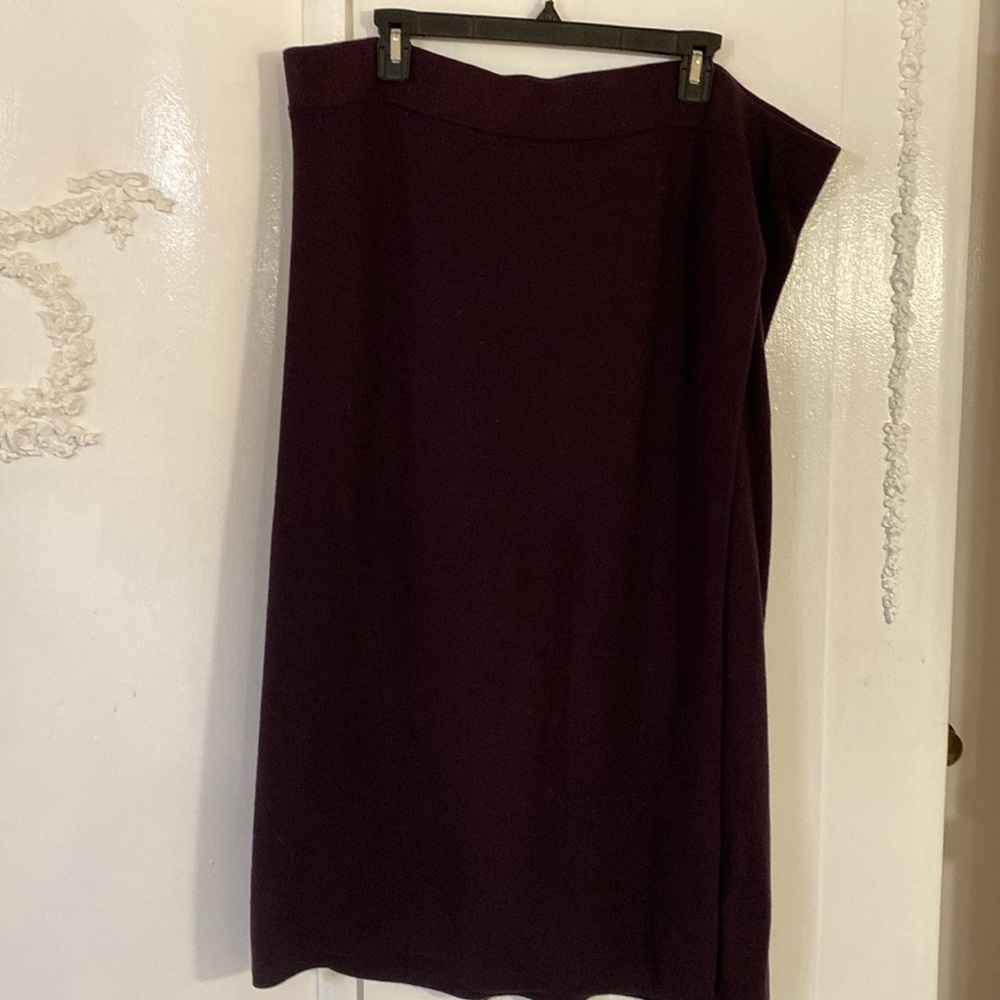 Banana Republic burgundy wrap sweater skirt. XXL Tall. NWT